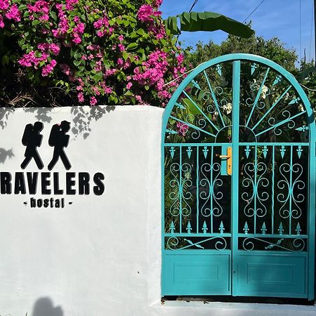 Hostal & Cafe Travelers Santiago Kültér fotó